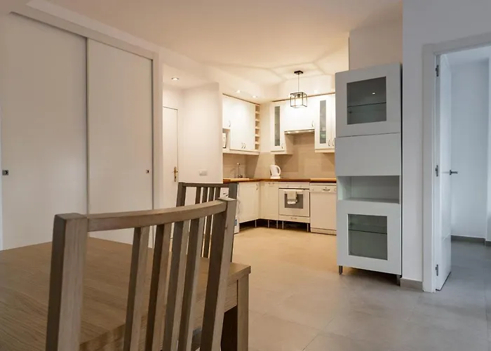 Varios Apartamentos Romana Playa Elviria