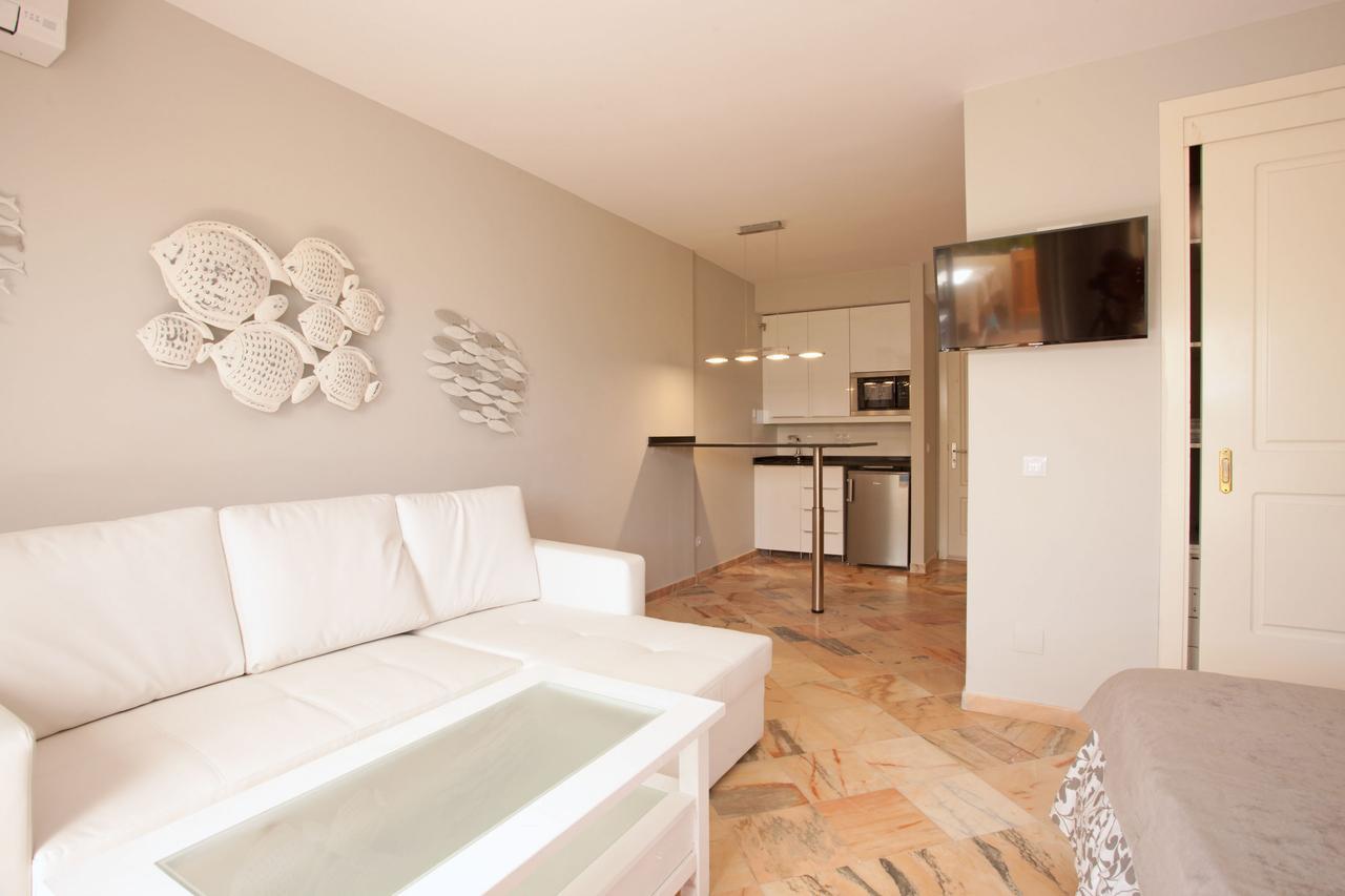 Varios Romana Playa Elviria *